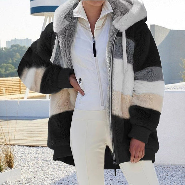Liora - Luxuriously Soft Hooded Vest