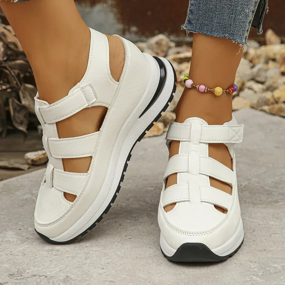 Solevera – Stylish Ergonomic Sandals